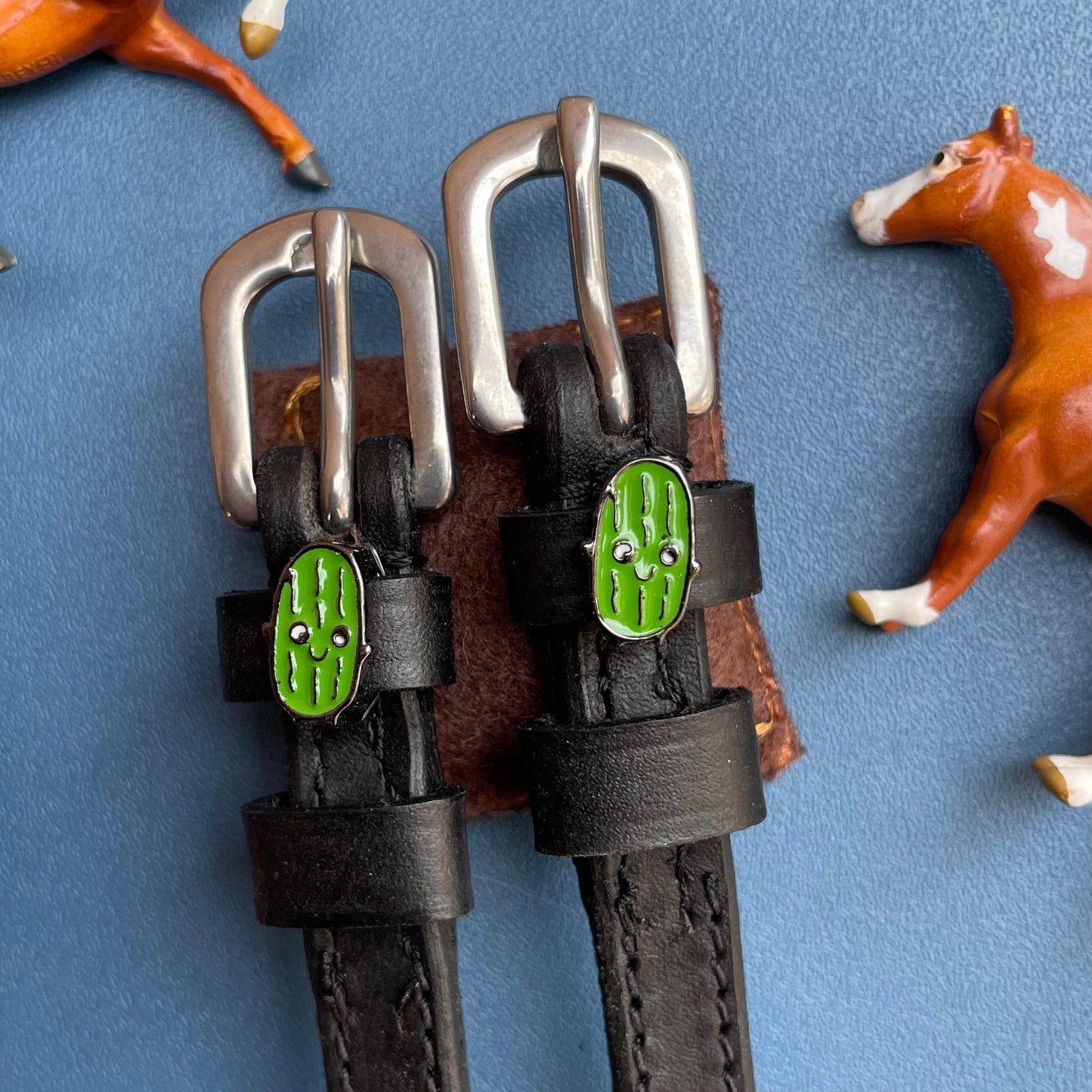 GURKE spur straps