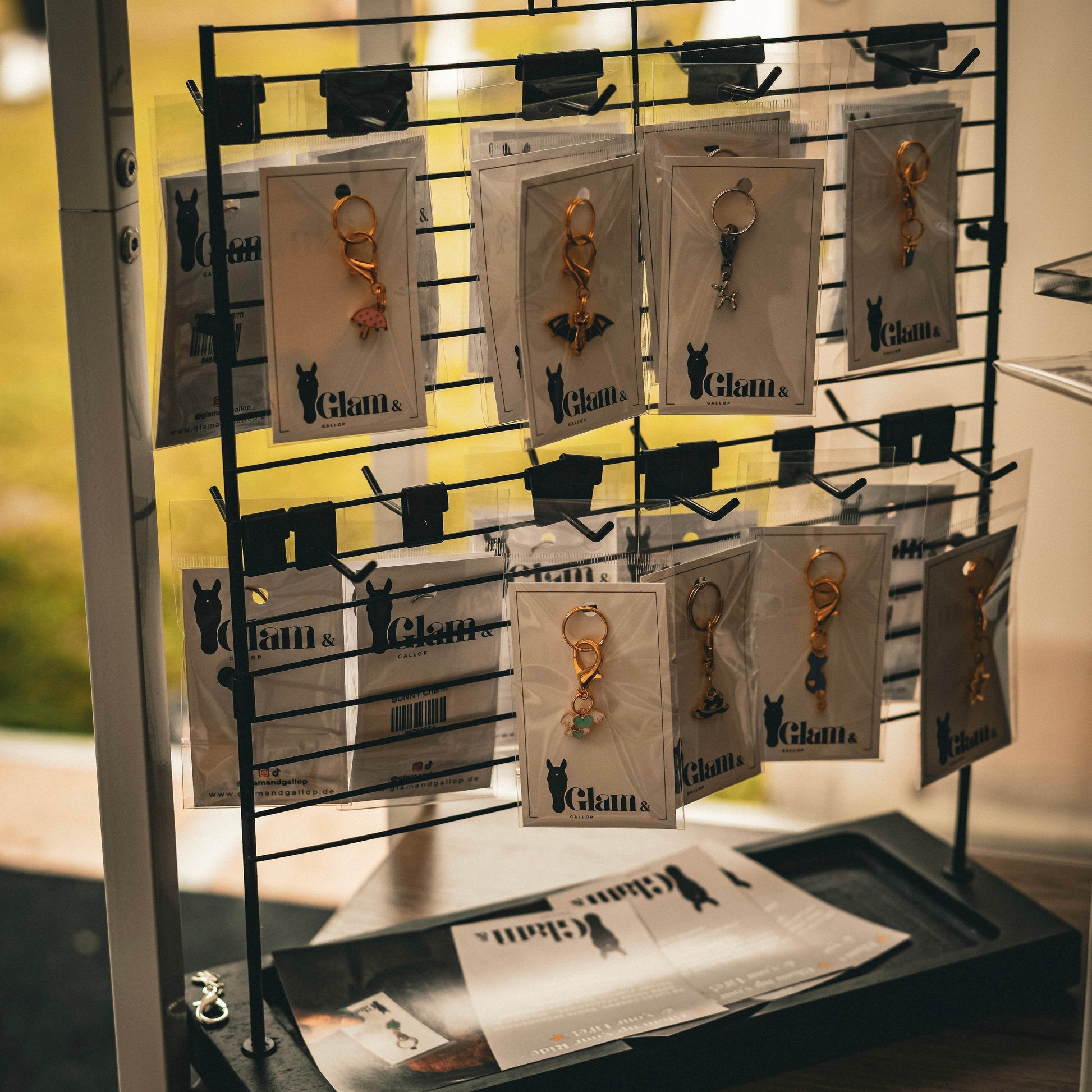 Lucky Display - klein - Glam & Gallop