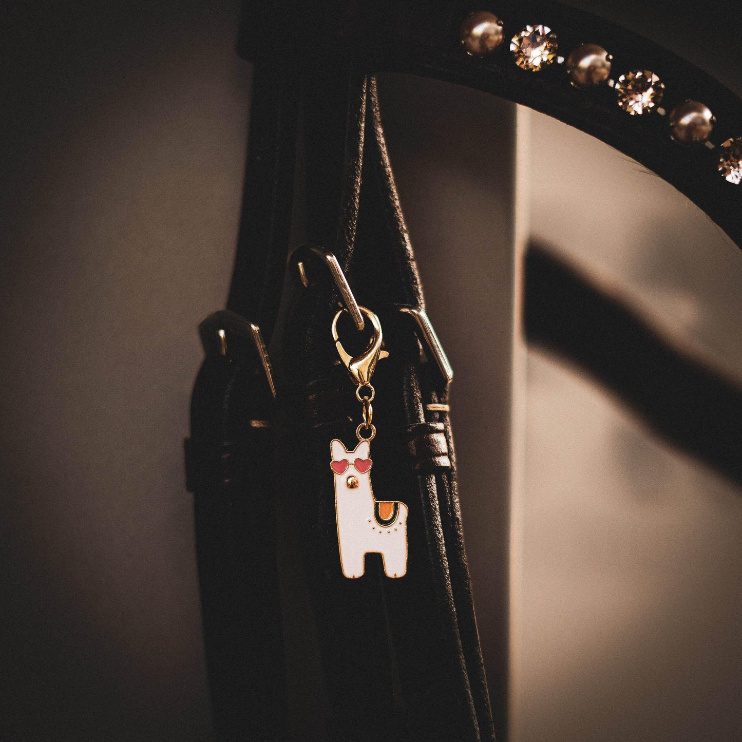 DRAMA LAMA Charm - Glam & Gallop