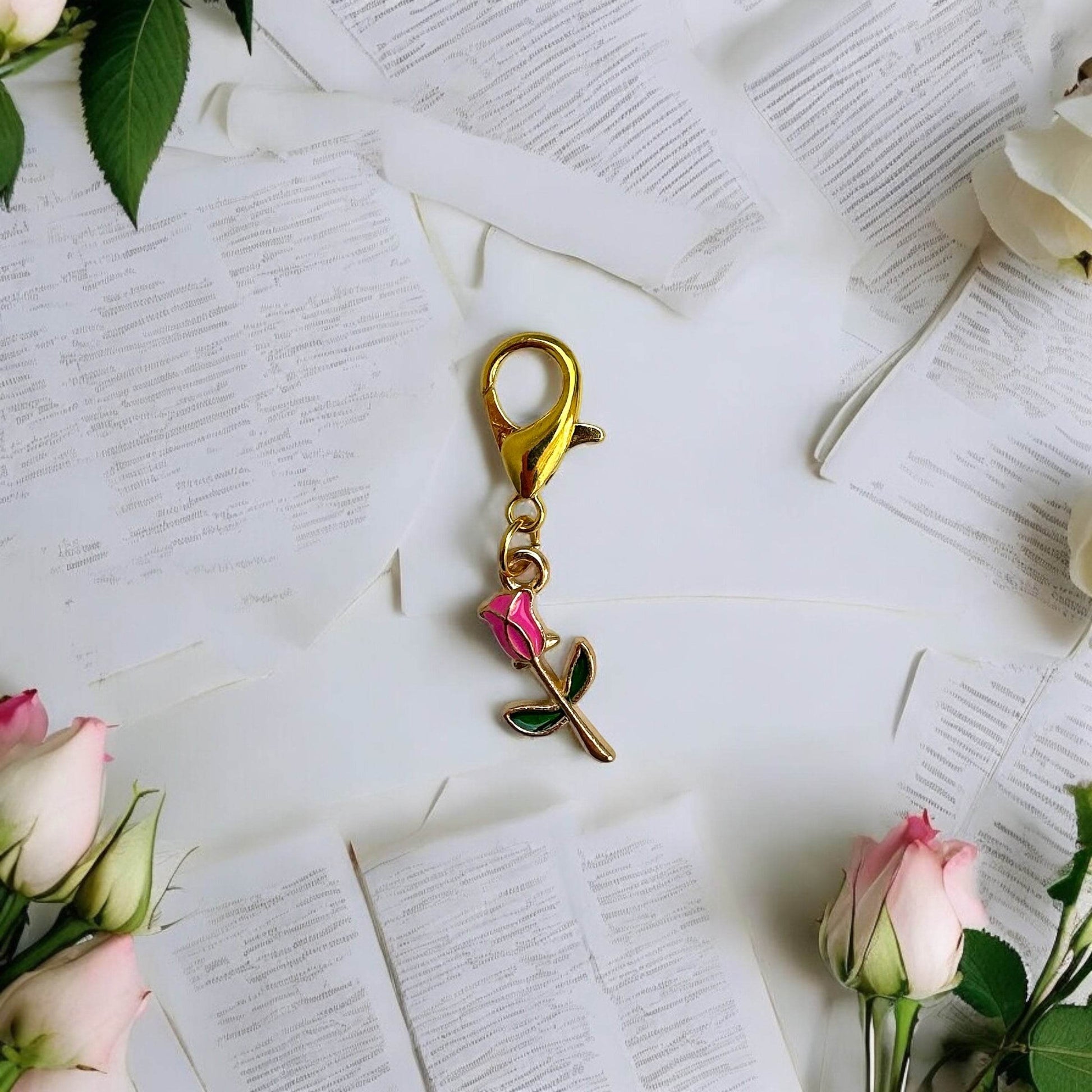 LUCKY ROSE Charm - Glam & Gallop