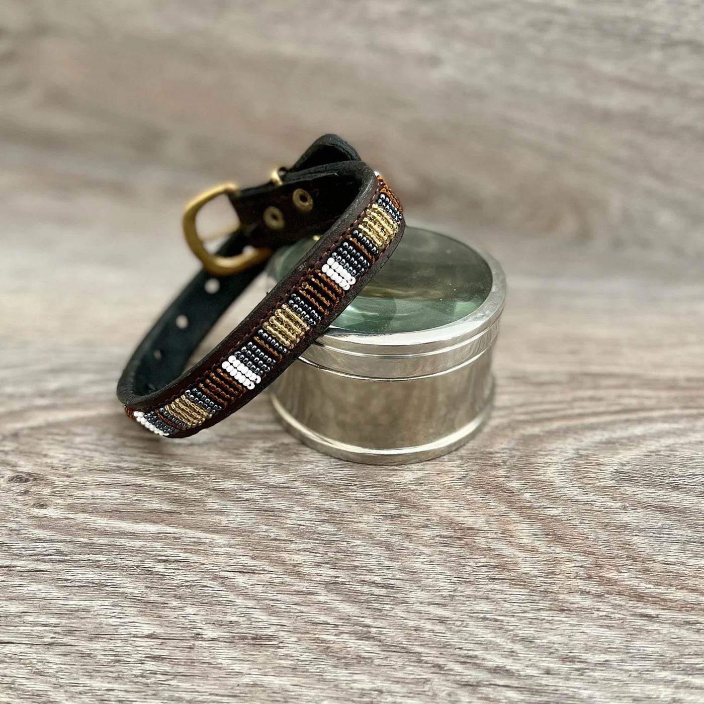 Hundehalsband Maasai aus Leder mit Perlen - Größe XS - Glam & Gallop
