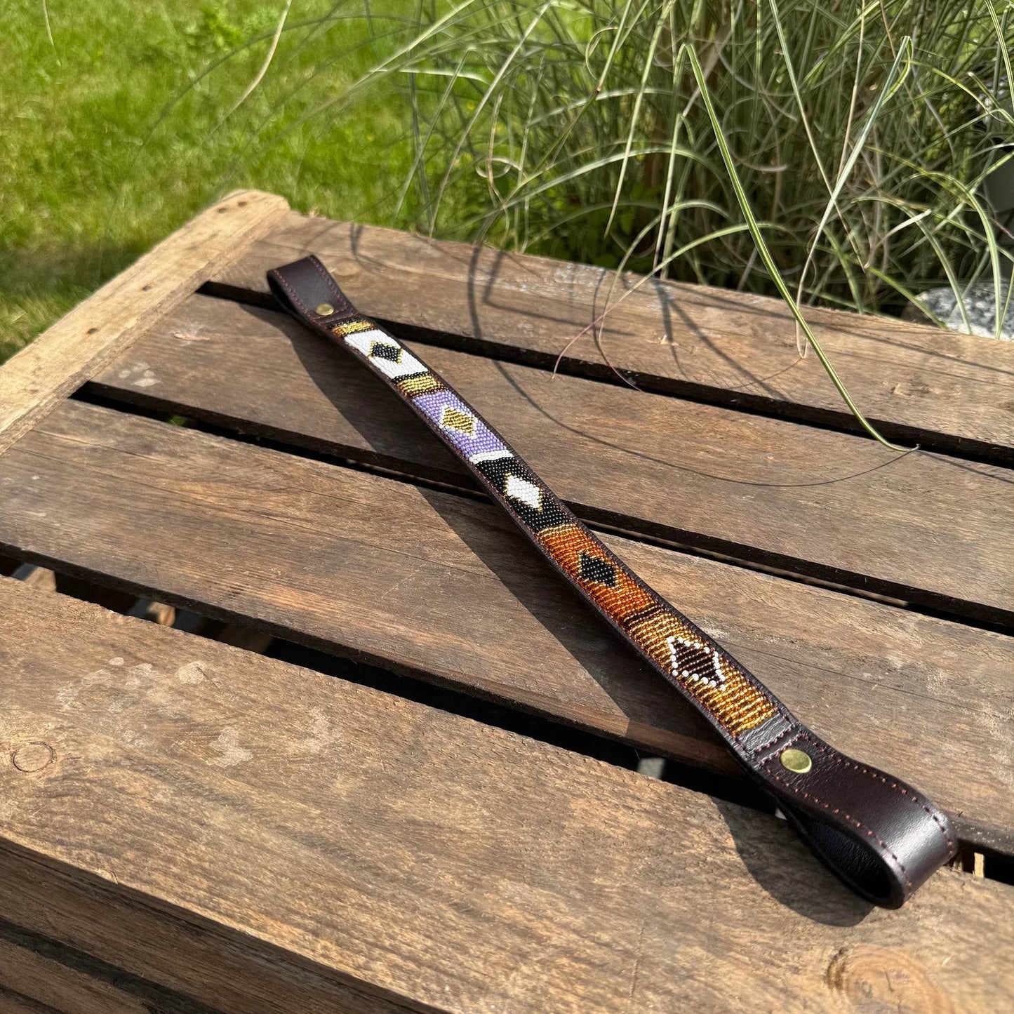 Stirnriemen Maasai aus Leder mit Perlen - Glam & Gallop
