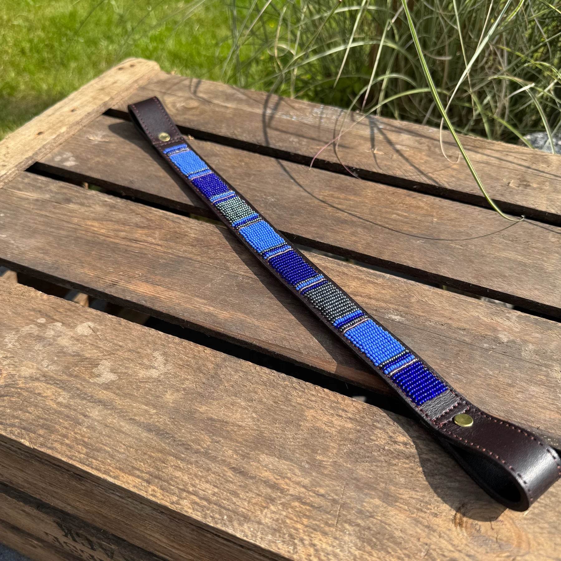 Stirnriemen Maasai aus Leder mit Perlen - Glam & Gallop