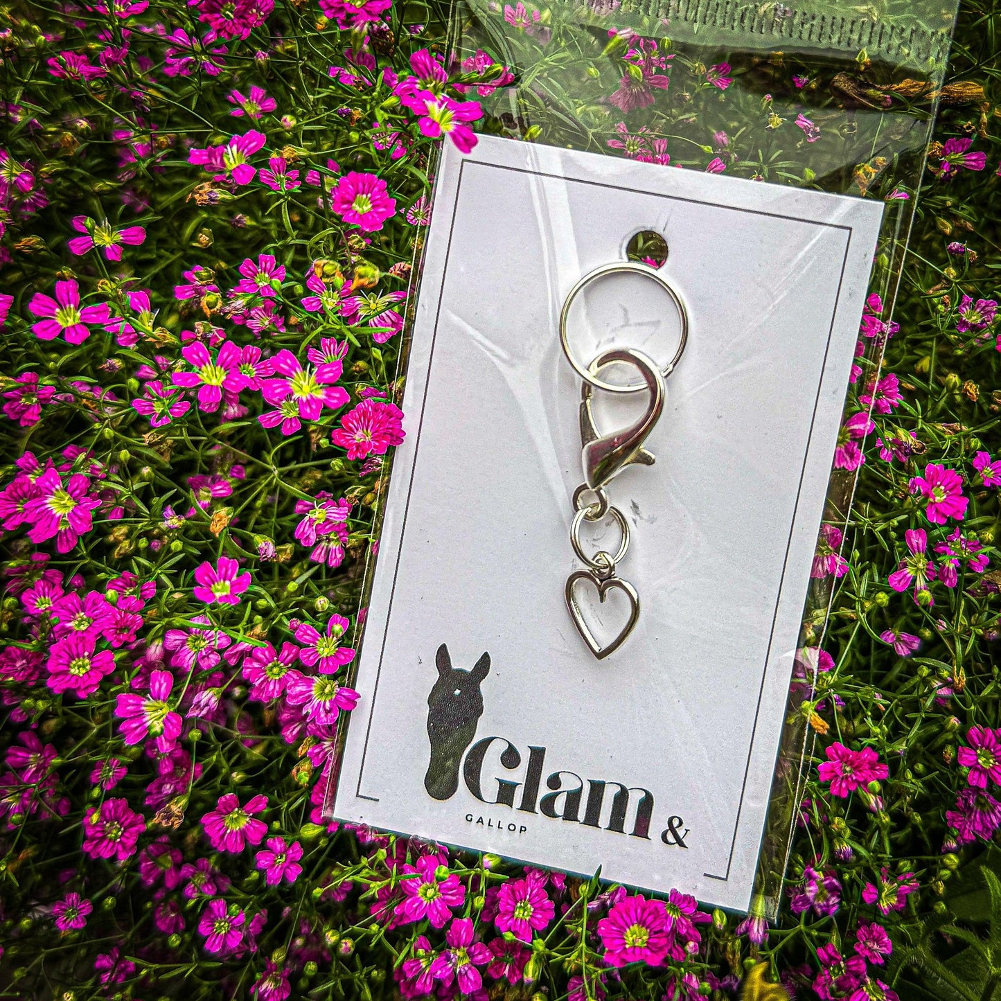 MINIMAL LOVE Charm - Glam & Gallop