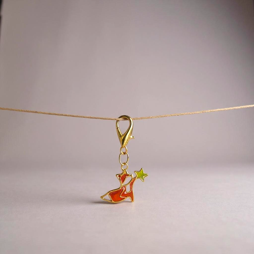 FOXY DREAMS Charm