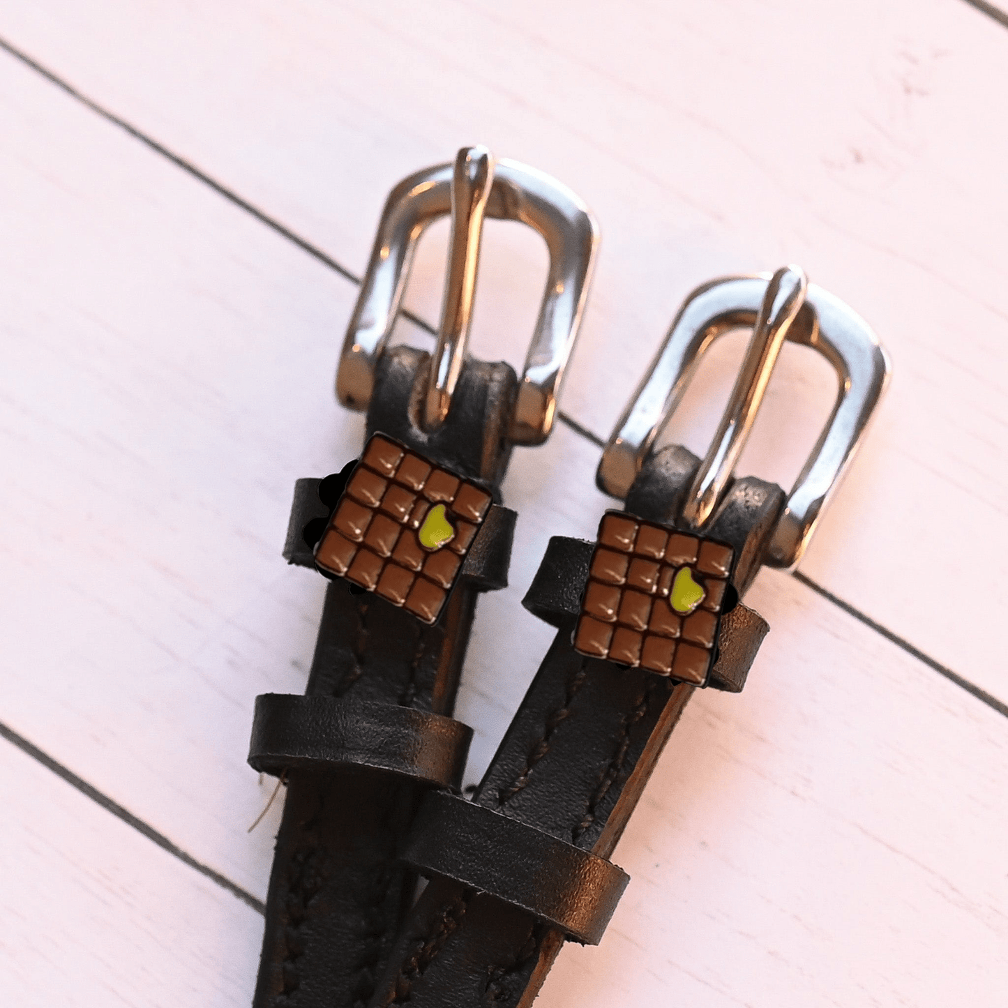 WAFFLE spur straps