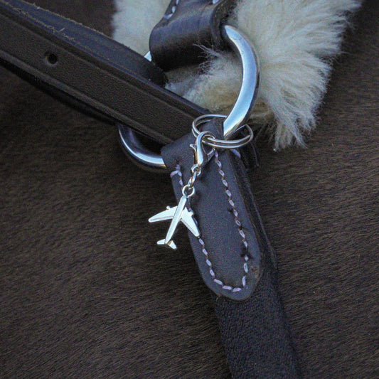 FLUGZEUG Charm - Glam & Gallop