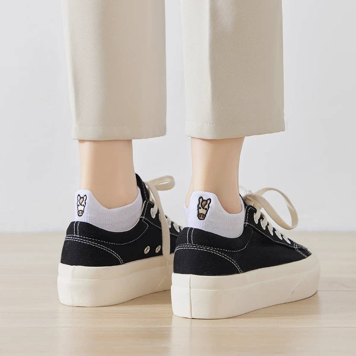 🐴 Cozy Hooves – 4er Socken-Set  Pferdeliebe