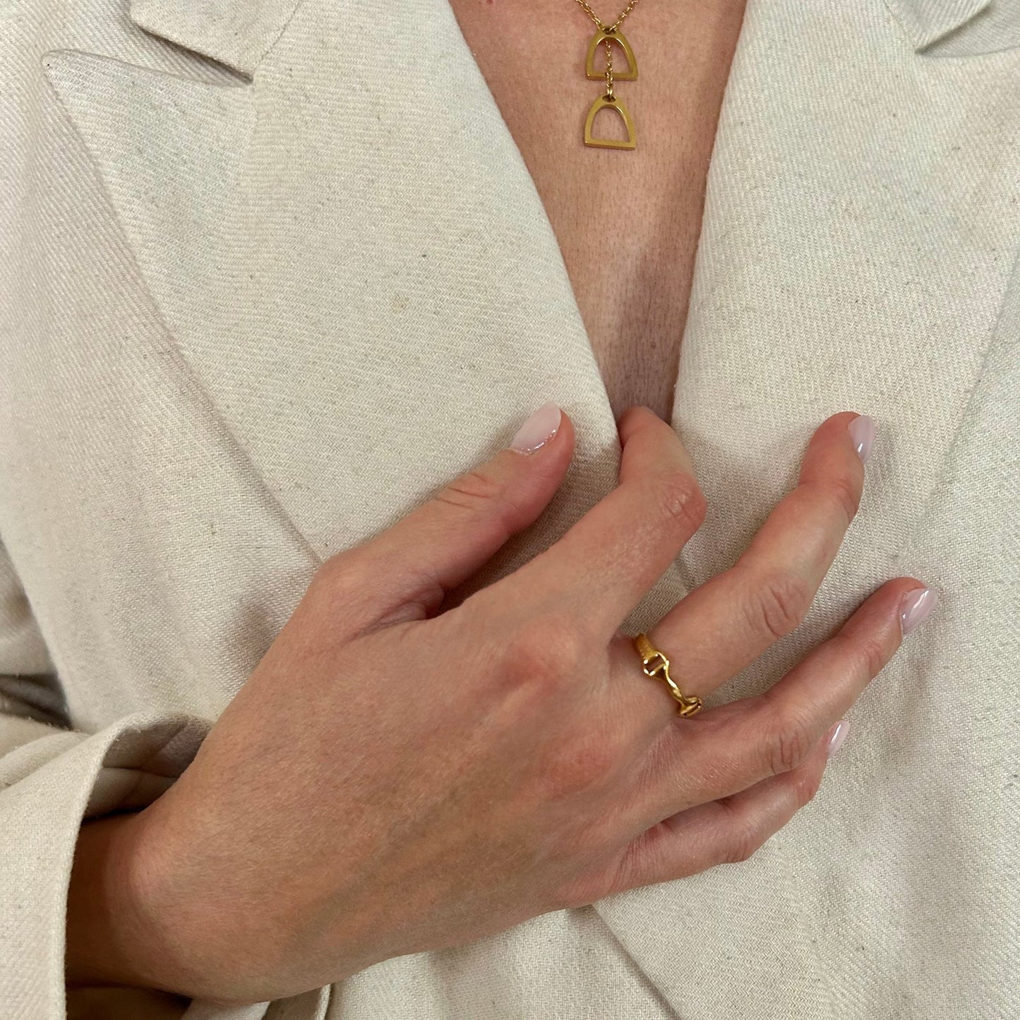 RING - ANA