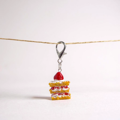 CAKE CRUSH Charm