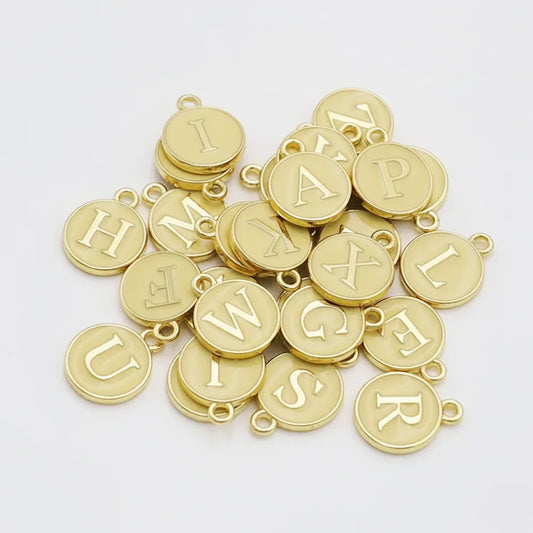 SERIFEN BUCHSTABEN Charm - vanille gold - Glam & Gallop