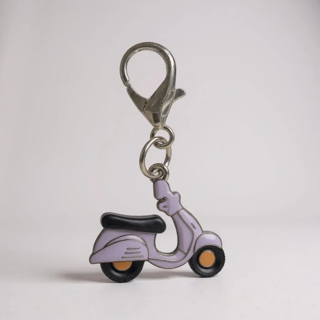 VIVA VESPA Charm - Glam & Gallop